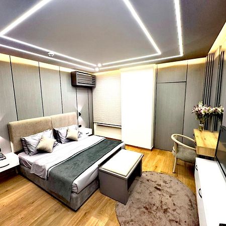Queens Suite Hotel Beirut Esterno foto